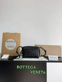 Picture of Bottega Veneta Handbags _SKUfw223582513fw